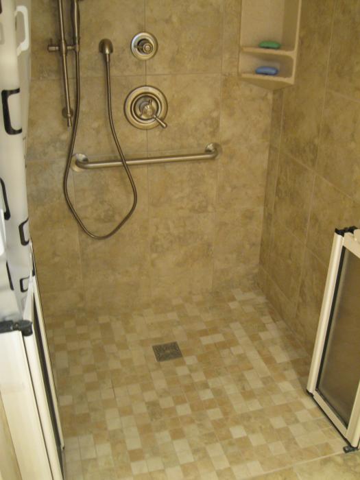 Wesson Builders Project Image - Accessible Bathroom